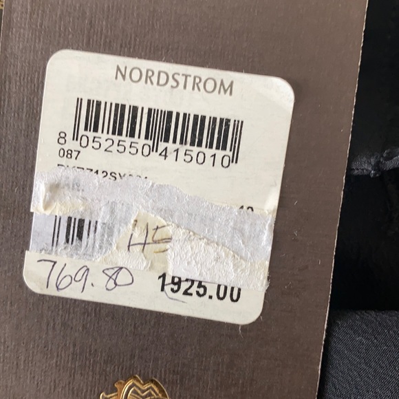 Roberto Cavalli, brand new outstanding silk blouse - Picture 5 of 13